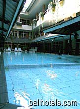 Hotel Karthi - swimming pool