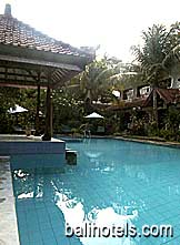 Hotel Sinar Bali - swimming pool