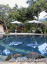 Damai Villa - swimming pool