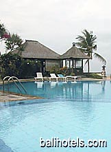 Villa Bintang Resort & Spa - swimming pool