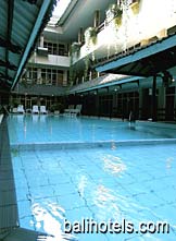 Hotel Karthi - swimming pool