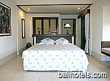 Camplung Sari Hotel - deluxe room double bed